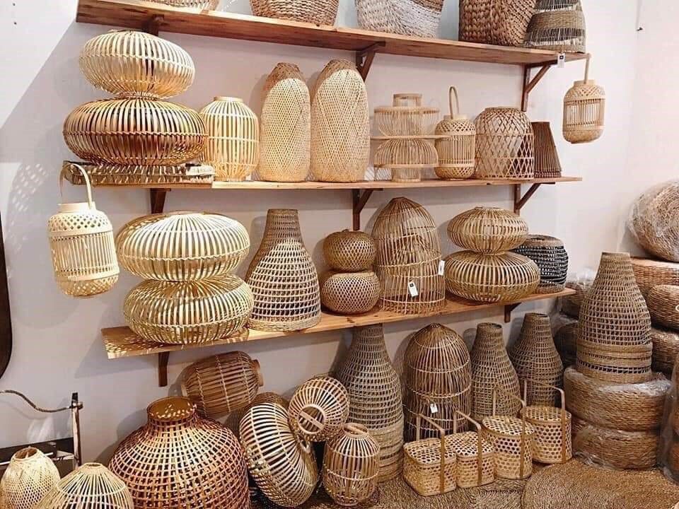 MANUFACTURING BAMBOO AND RATTAN PRODUCTS IN VIETNAM
